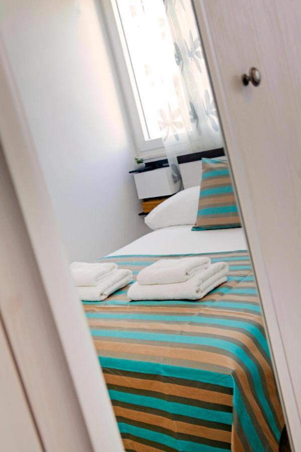 Modern 2-Bed Apt, Late Check In Available Сплит Екстериор снимка