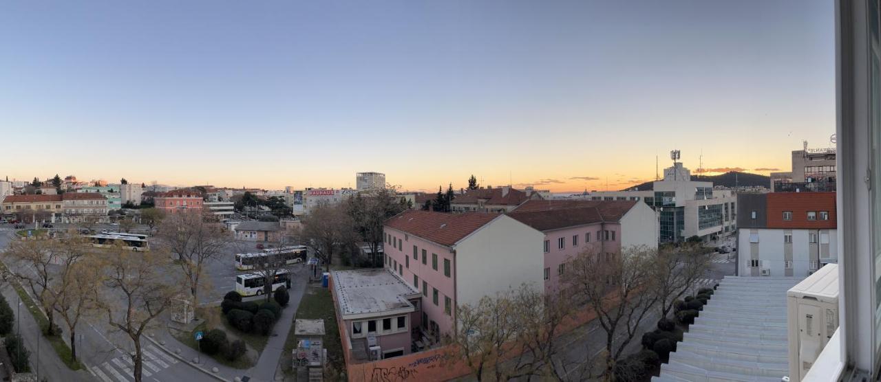 Modern 2-Bed Apt, Late Check In Available Сплит Екстериор снимка