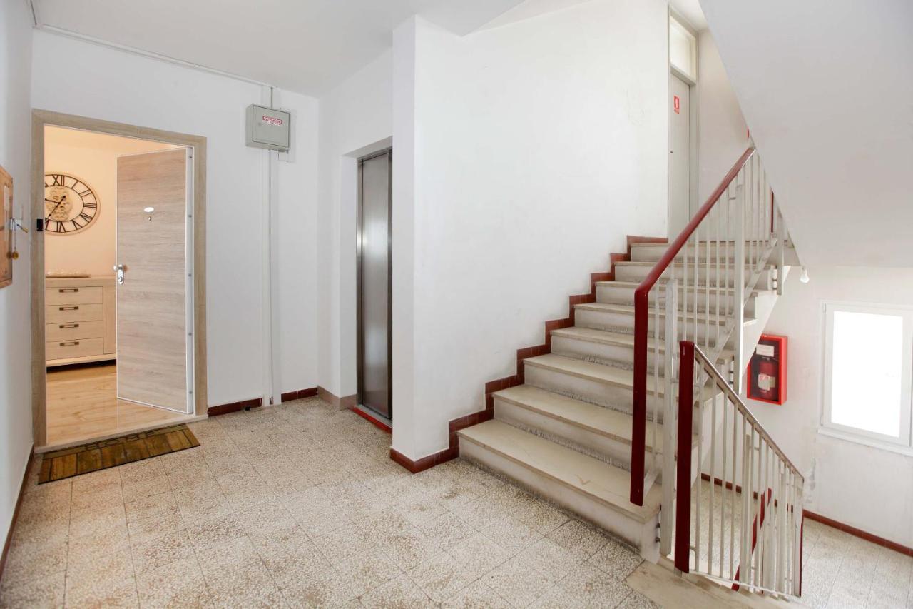 Modern 2-Bed Apt, Late Check In Available Сплит Екстериор снимка